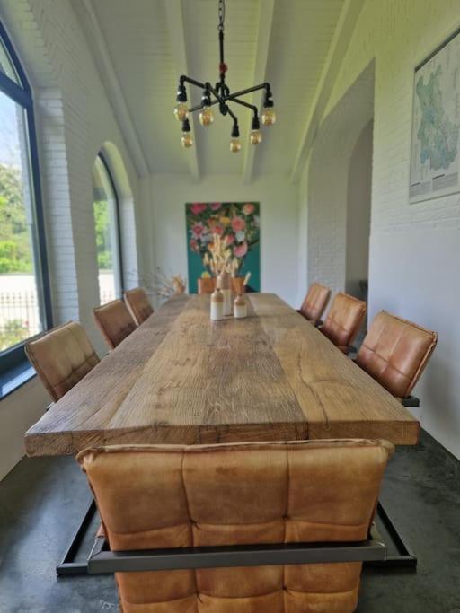 Historische Villa Mit Garten, Luxus Meerbusch Exteriör bild
